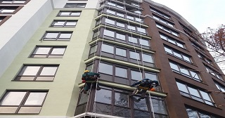 Установка крыши на балкон Копейск цена от 1017 руб. м/2.